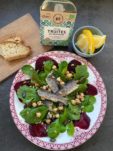 Carpaccio de betteraves aux truites de montagne citron et basilic